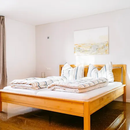 Rosa - Huusa Im Bregenzerwald *